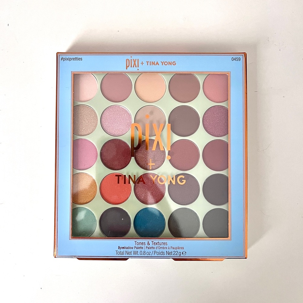 Pixi  X Tina Yong Tones & Textures Eyeshadow Palette NIB and Sealed